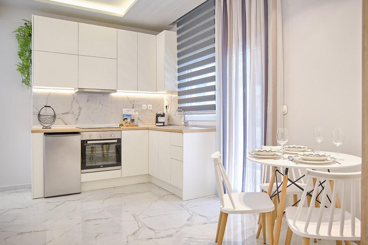 Elegant Central Apartment Veria - Με Ενδοδαπέδια Θέρμανση!!! ภายนอก รูปภาพ