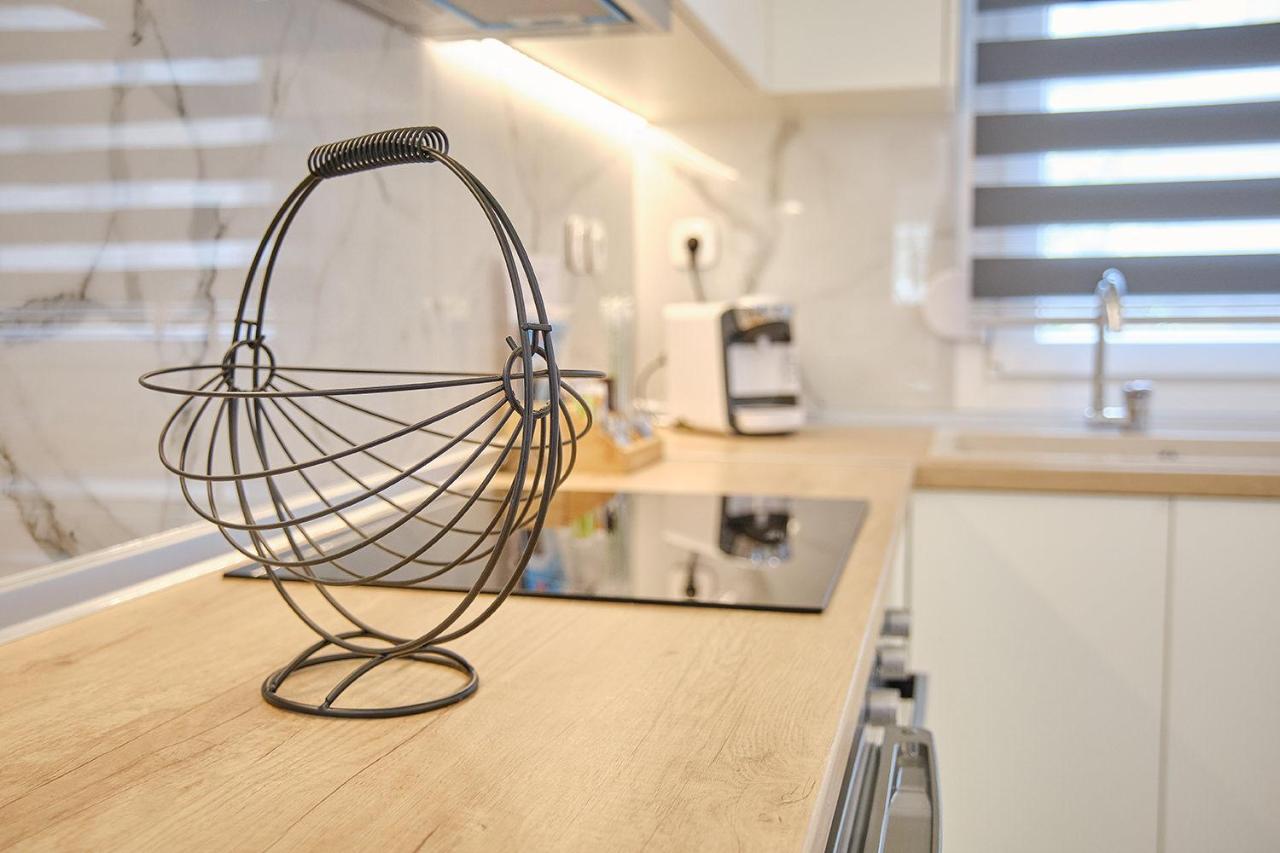 Elegant Central Apartment Veria - Με Ενδοδαπέδια Θέρμανση!!! ภายนอก รูปภาพ